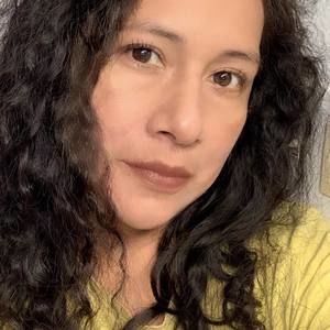 Meet your Posher, Yolanda